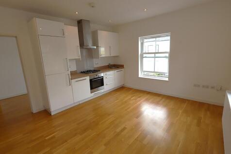 Living Room/Kitchen