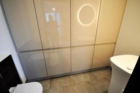 Cloakroom/Utility