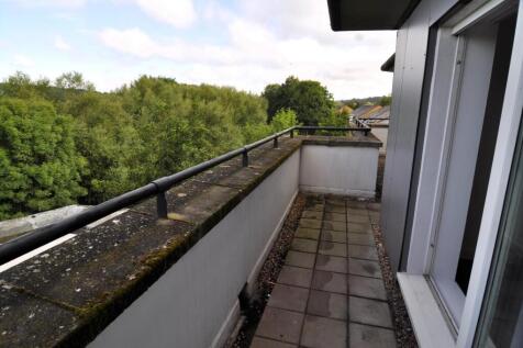 Wrap Around Terrace