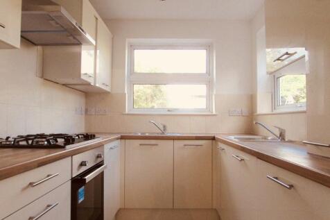 Communal kitchen.jpg