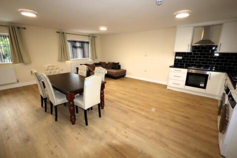 Open Plan Lounge/Dining/Kitchen