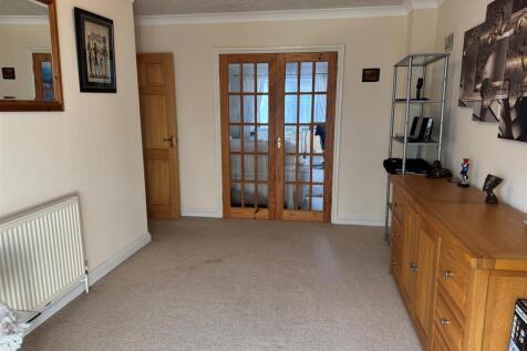 Sitting Room.jpg