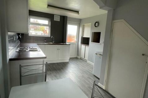 Kitchen..jpg