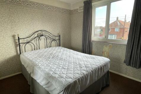 Bedroom,.jpg