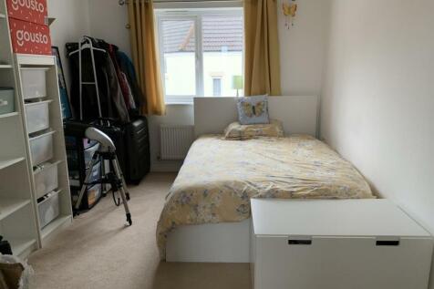 Bedroom,.jpg