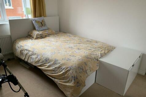 Bedroom;.jpg