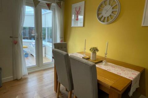 Dining Room.jpg