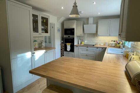 Kitchen.,.jpg