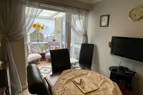 Dining Room.jpg