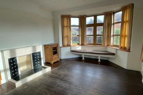 Sitting Room.jpg