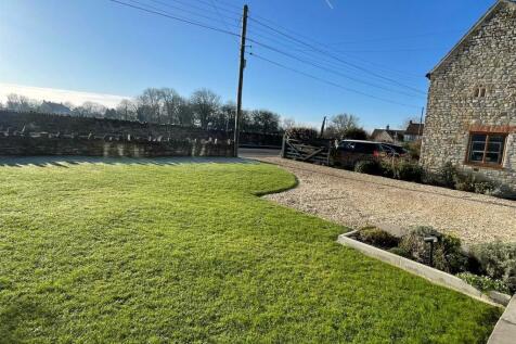 Front Garden.jpg