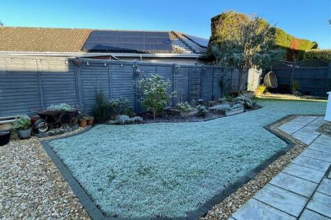 Rear Garden,.,.jpg