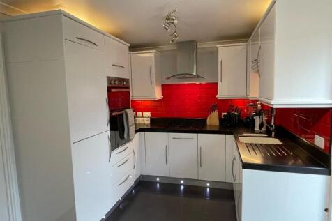 Kitchen;.jpg
