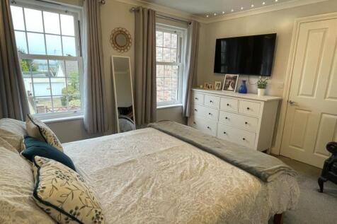 Bedroom;;.jpg