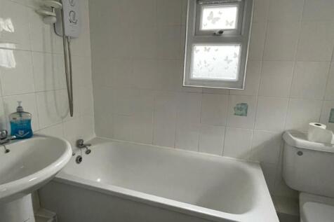 Bathroom.jpg