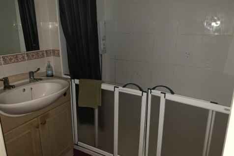 Shower.jpg