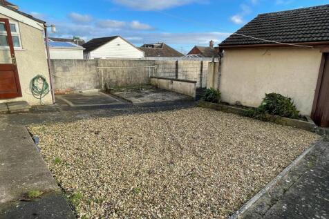 Rear Garden.,.jpg