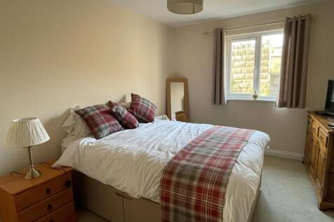Bedroom,.jpg