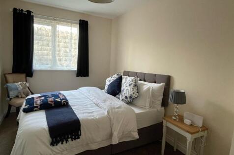 Bedroom.jpg