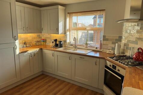 Kitchen.,.jpg