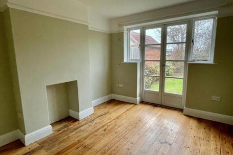 Dining Room.jpg