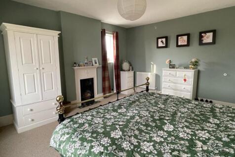 Bedroom,,,..jpg
