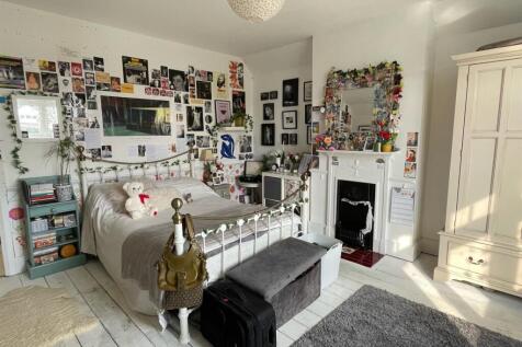 Bedroom,,,.jpg