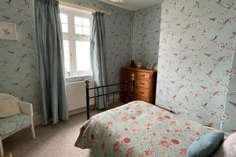 Bedroom,,.jpg