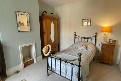 Bedroom&#39;&#39;.jpg