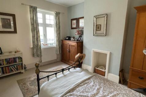 Bedroom;;.jpg