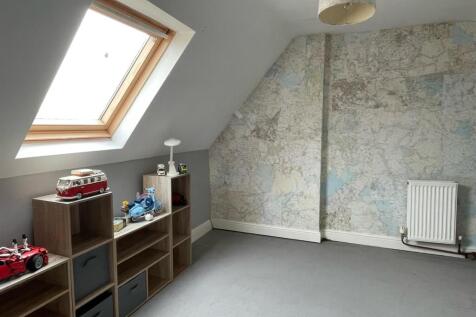 Bedroom..jpg