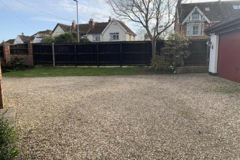Driveway.jpg