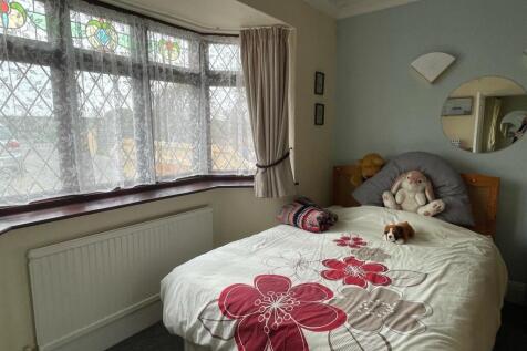 Bedroom;.jpg