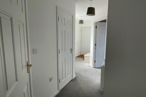 Hallway.jpg
