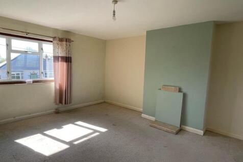 Bedroom..jpg
