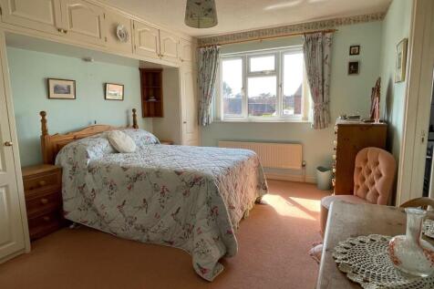 Bedroom&#39;.jpg