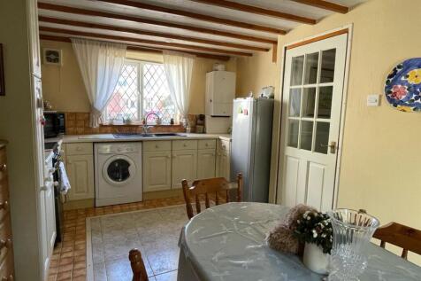 Kitchen,.jpg