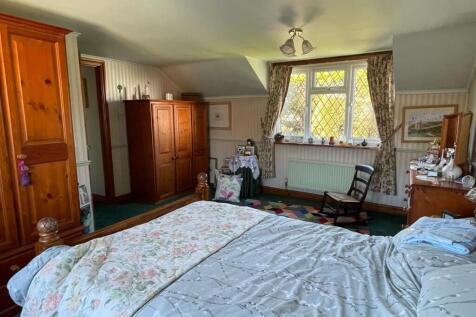 Bedroom,.jpg