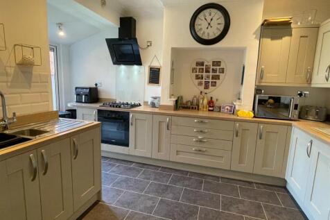 Kitchen....jpg