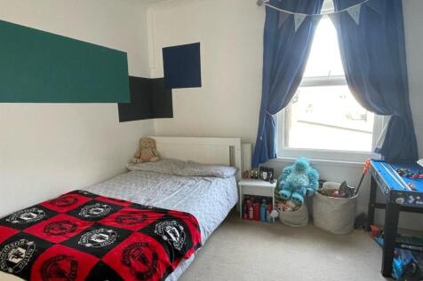 Bedroom,,,.jpg