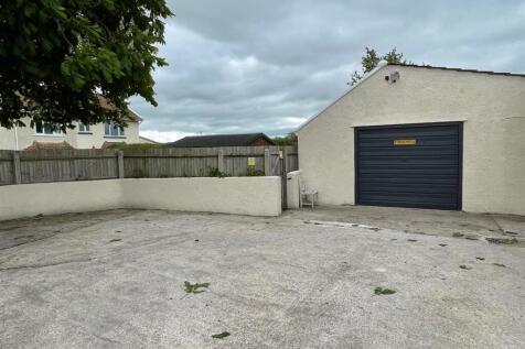 Garage.jpg