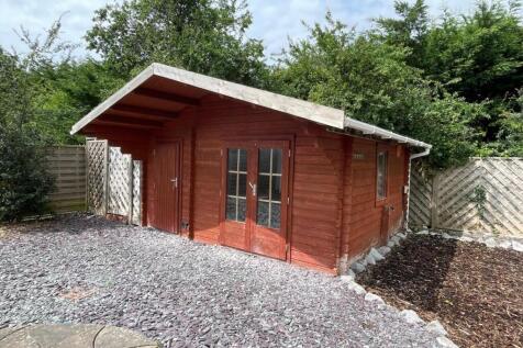 Outbuilding