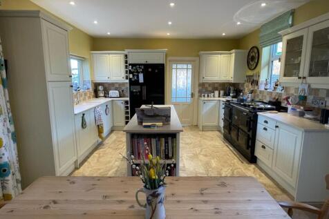 Kitchen6.jpg