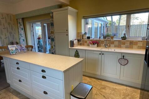 Kitchen4.jpg