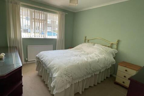 Bedroom&#39;.jpg