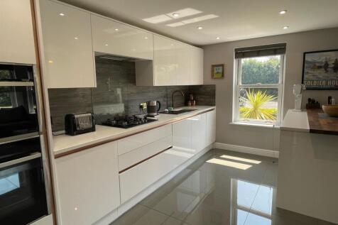 Kitchen.jpg
