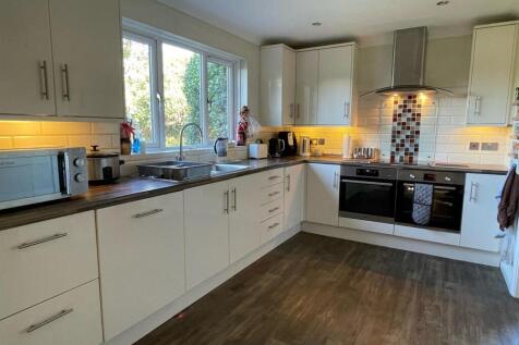 Kitchen 8.jpg