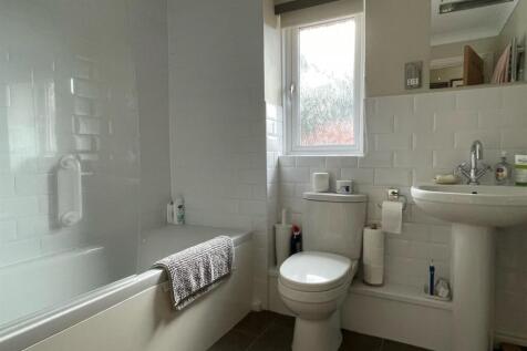 Bathroom.jpg