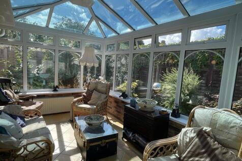 Conservatory 2.jpg