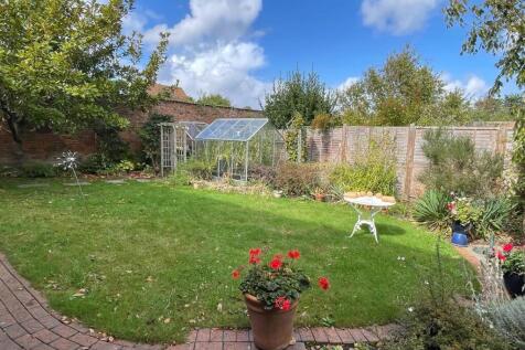 Garden 2.jpg
